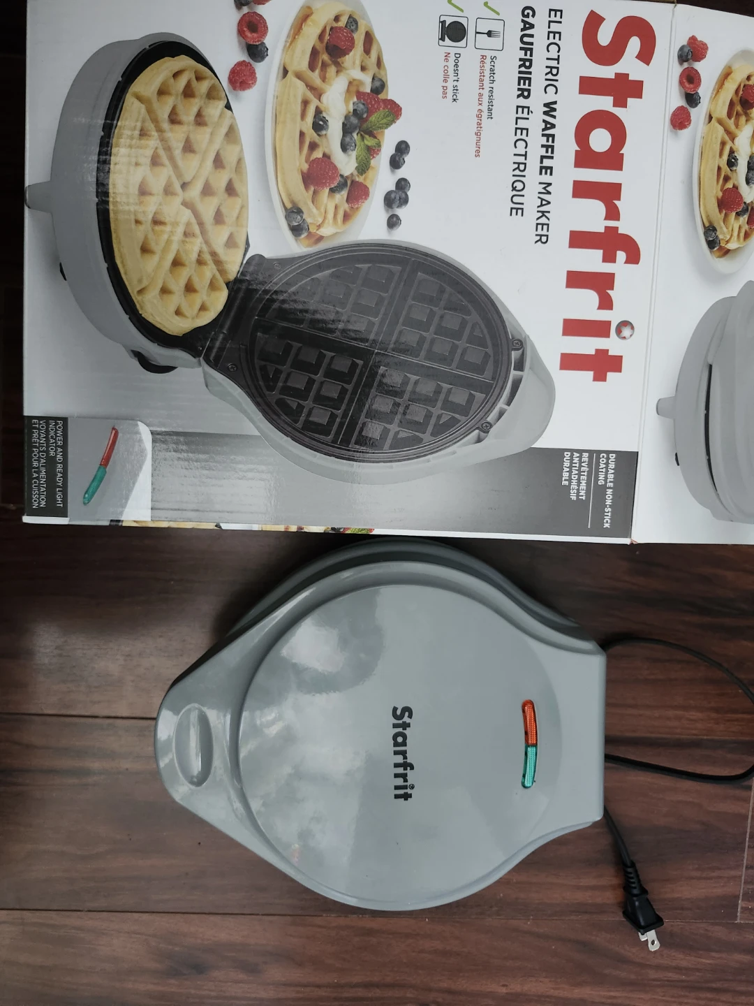 Starfrit Electric Waffle Maker - photo 3