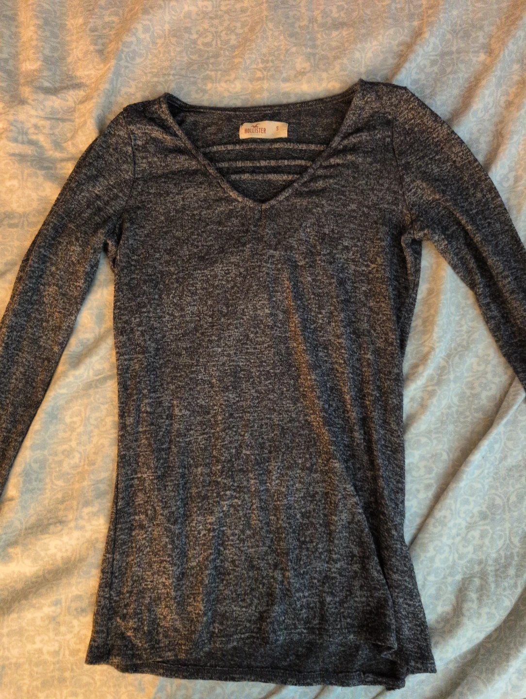 Hollister Grey Long Sleeve V-Neck Top