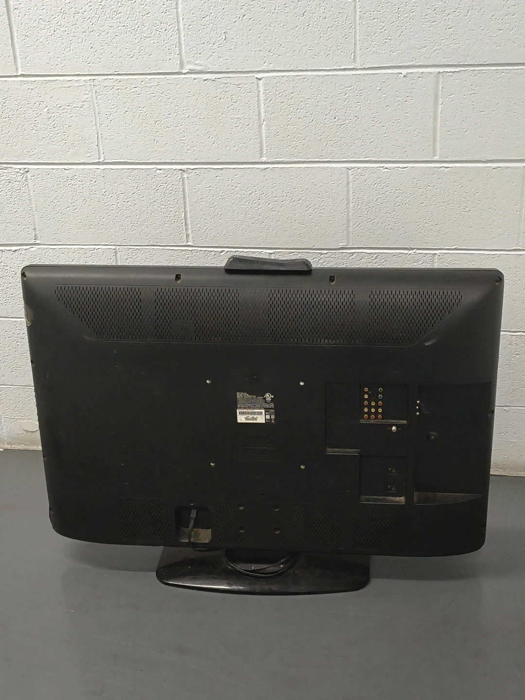 Philips Flat Screen TV - photo 3