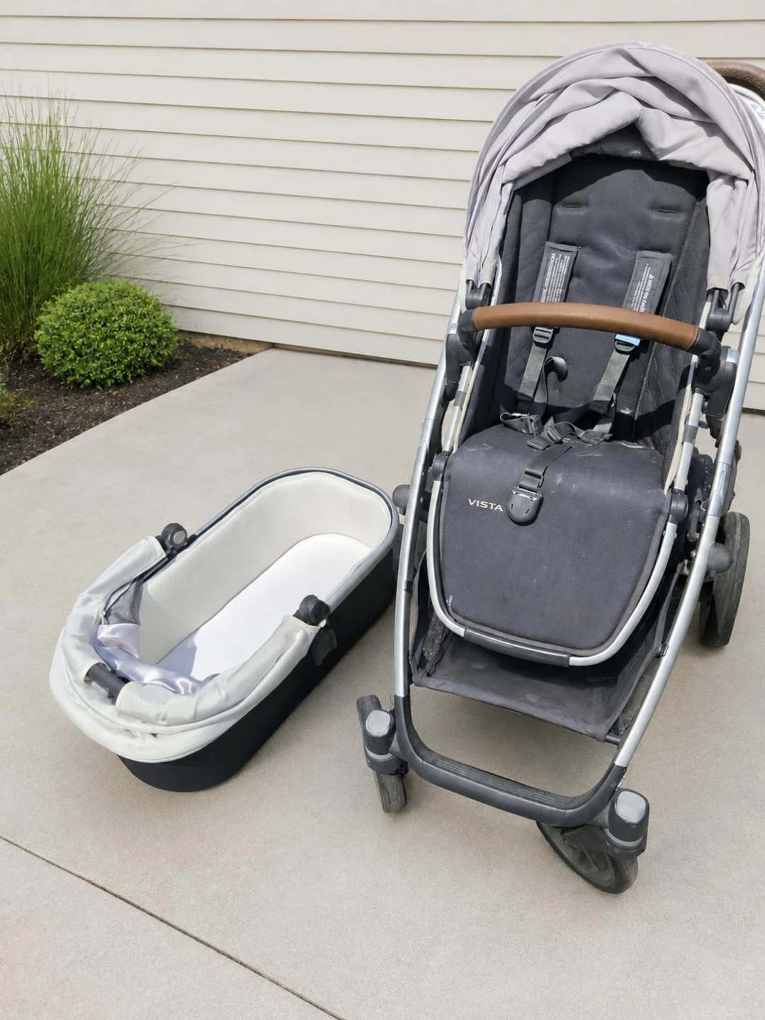 UPPAbaby Vista Stroller + Bassinet + PiggyBack Board (As-Is)