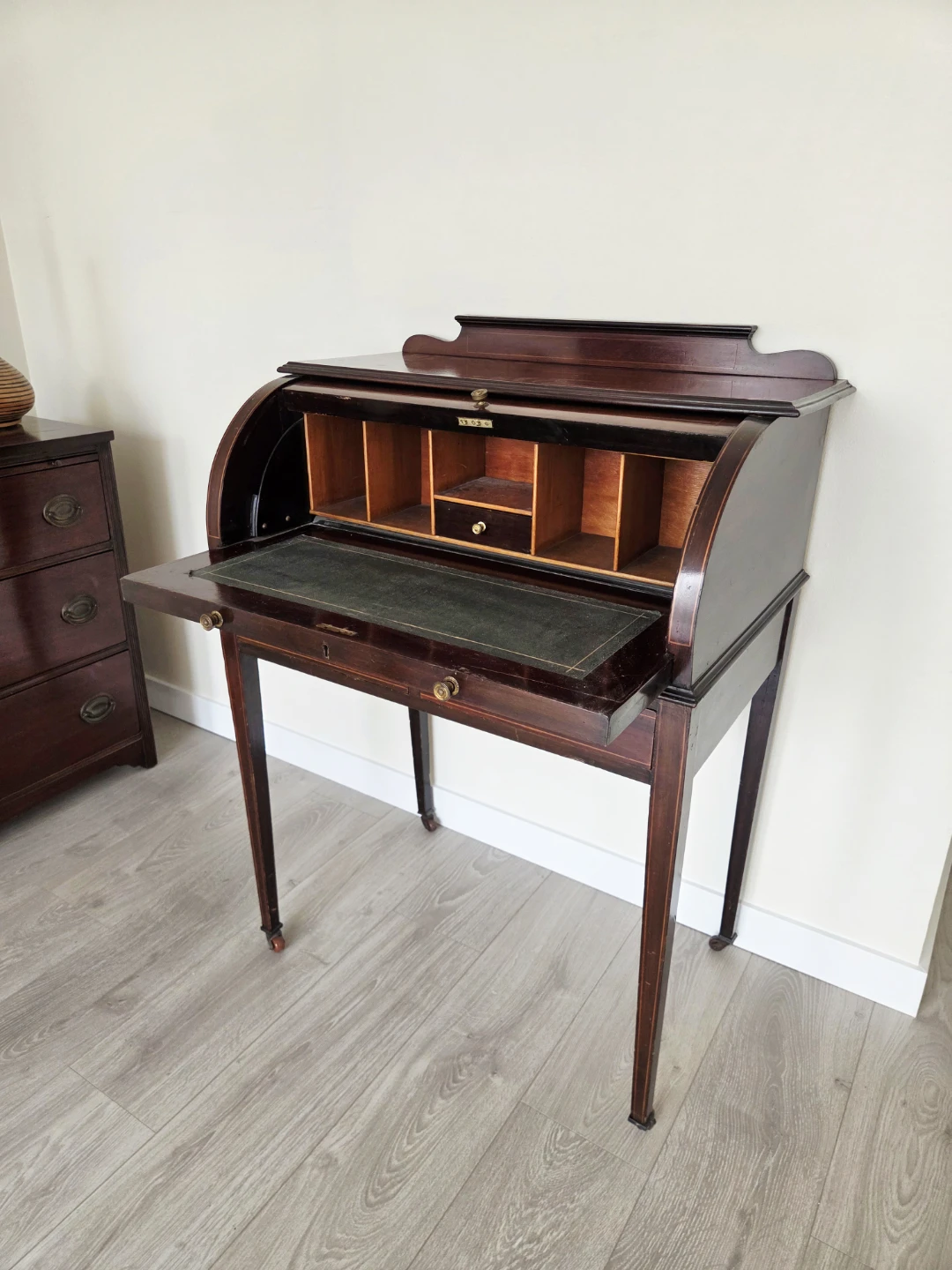 Antique English Edwardian Mahogany Inlaid Cylinder Writing Desk - photo 3