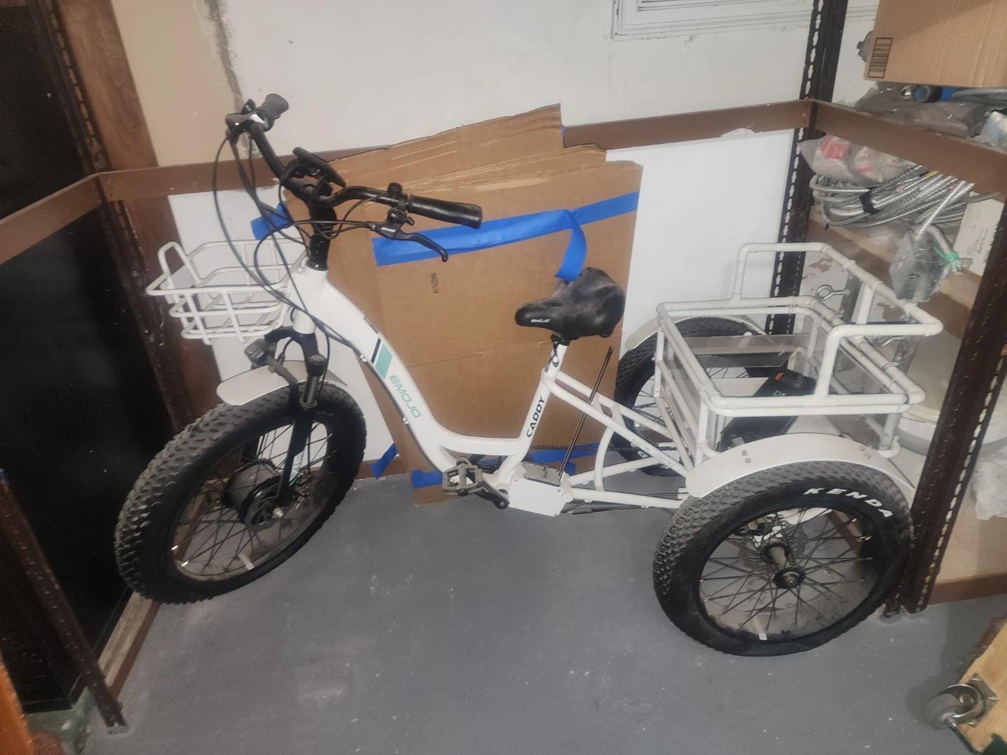 EMOJO Caddy Pro Electric Tricycle Fat Tire Cargo Bike White - photo 3