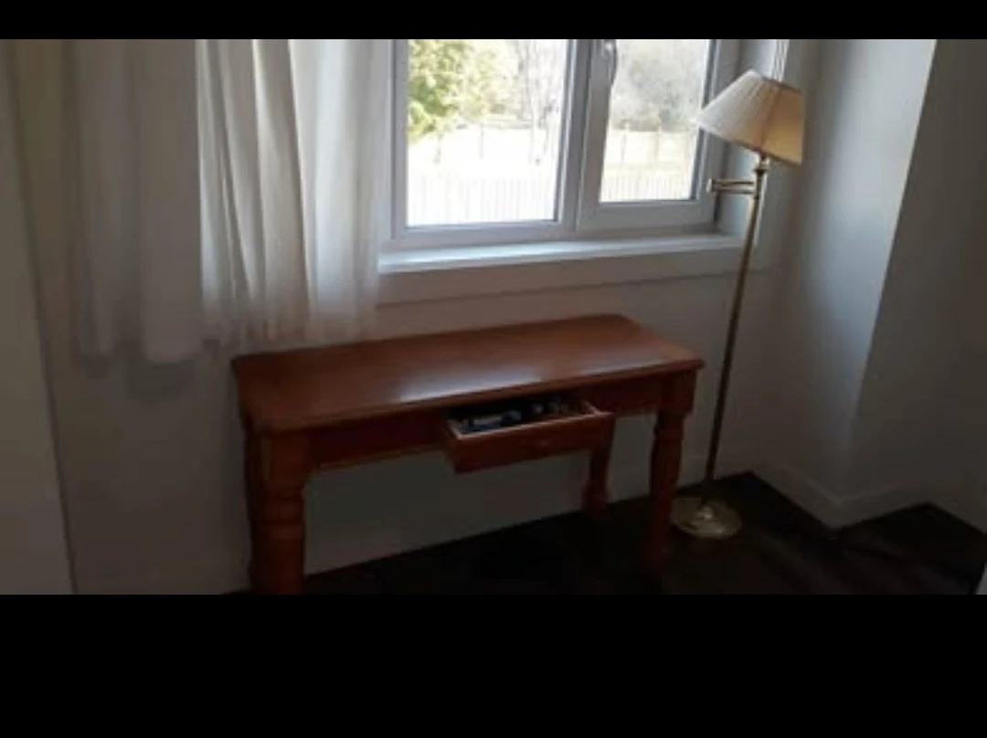 Console Table - photo 4