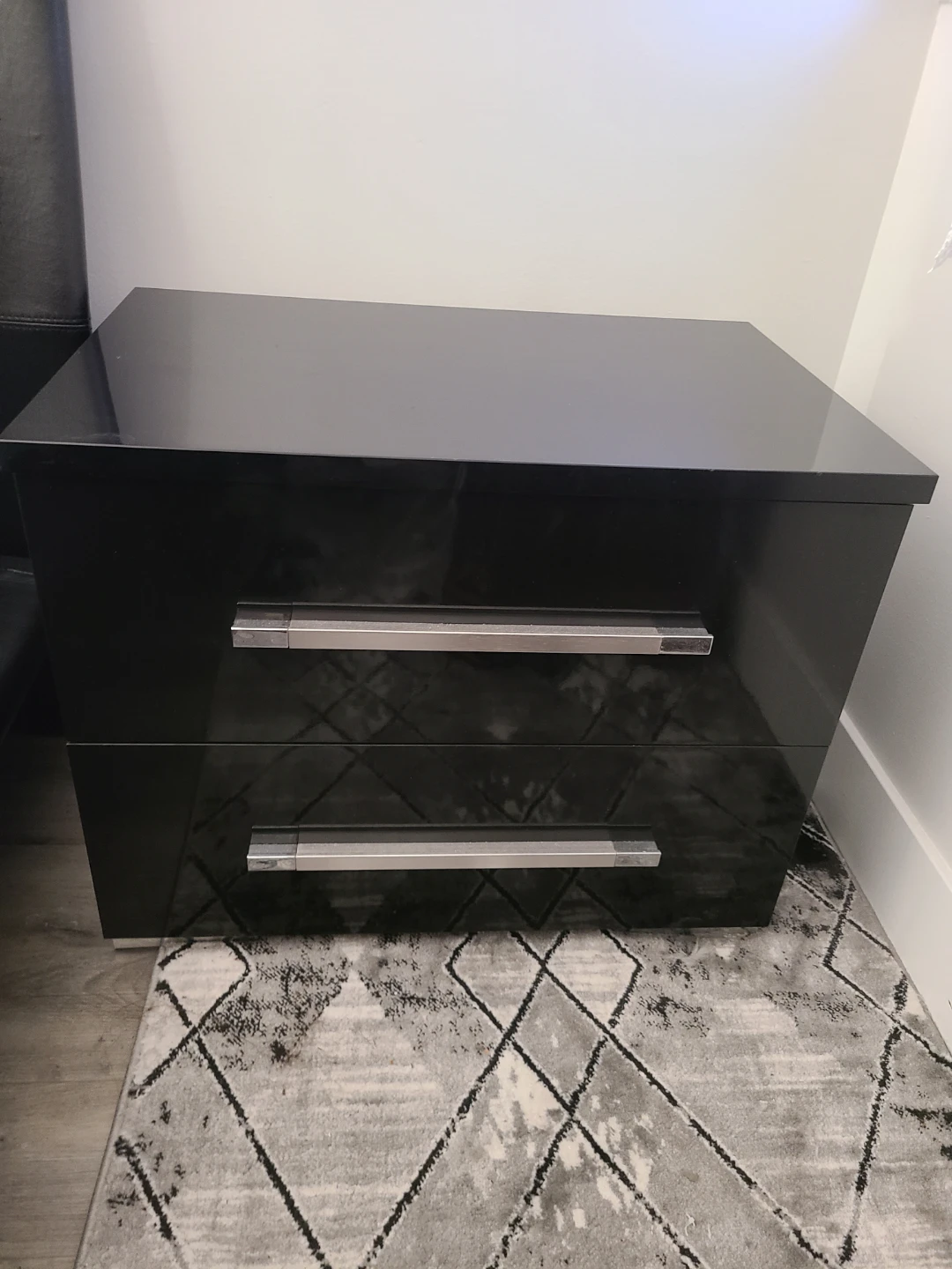 2 Black 2-Drawer glossy Nightstand W 28 × D 18.5× H 22 - photo 5