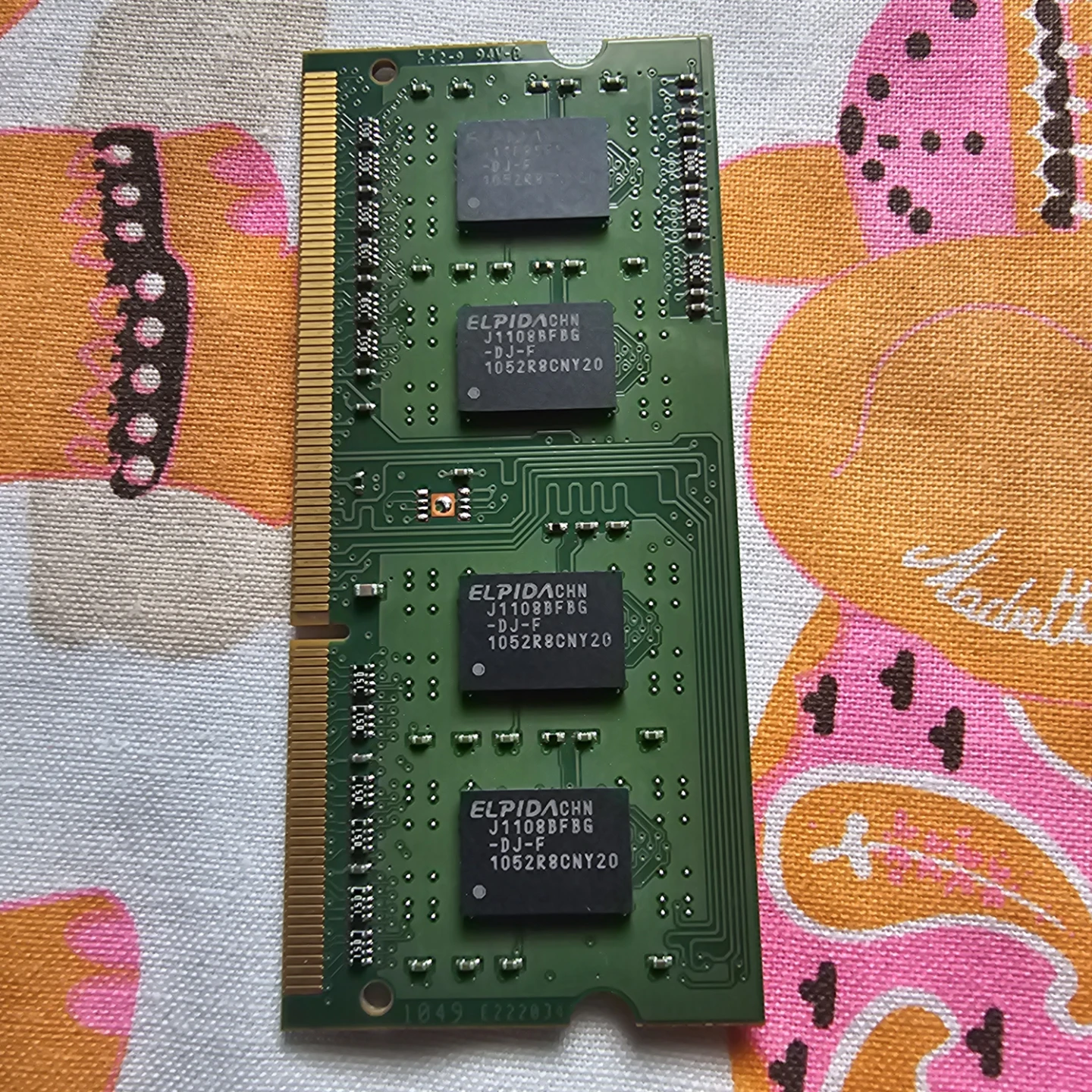 UNIFOSA GDDR3 1GB DDR3-1333 Memory Module - photo 2