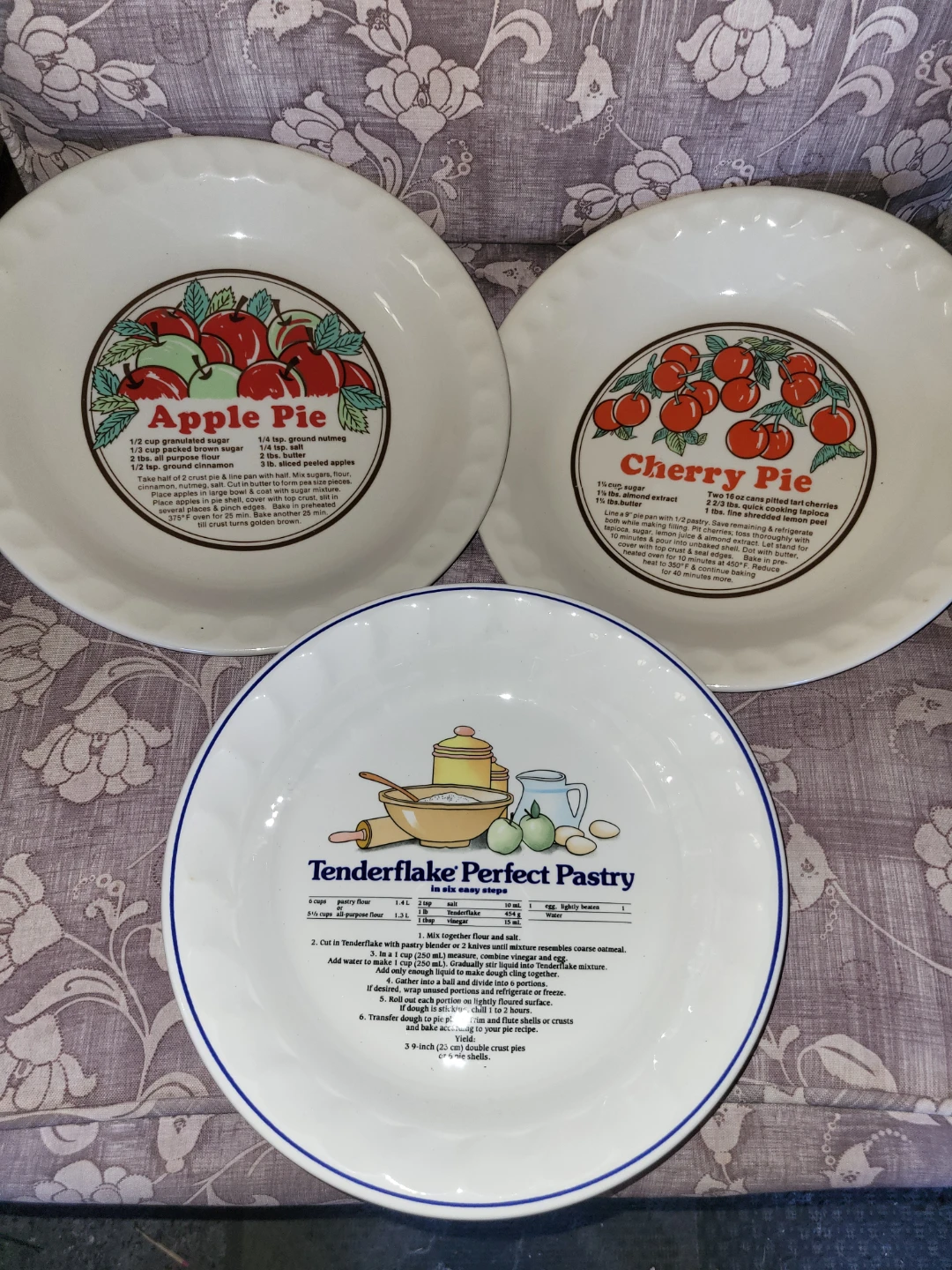 Set of 3 Dessert Plates with Pie Recipes