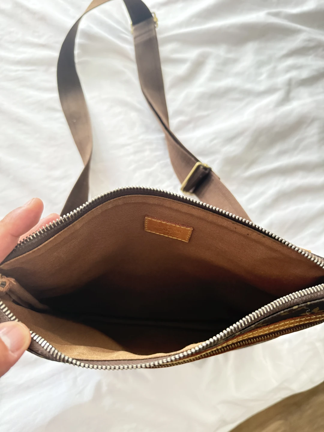 Louis Vuitton Monogram Canvas Crossbody Bag - photo 4