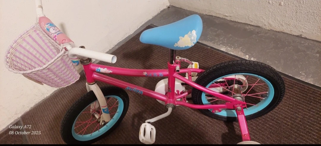 Avigo Pink Girls Bike with Basket - photo 3