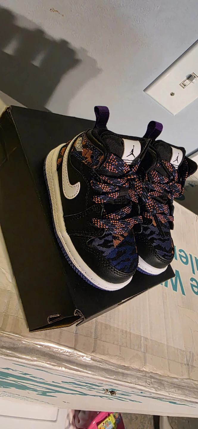 Jordan 1 Mid Toddler Shoes