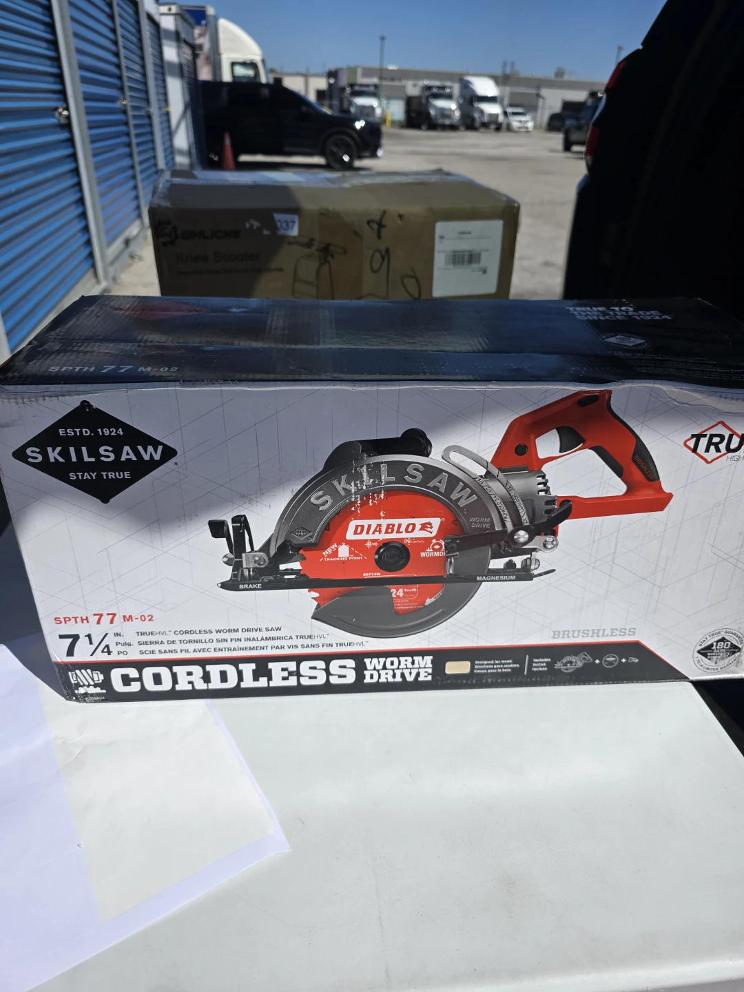 SKILSAW SPT 77 M-02 7 1/4" Cordless Worm Drive Saw - photo 2
