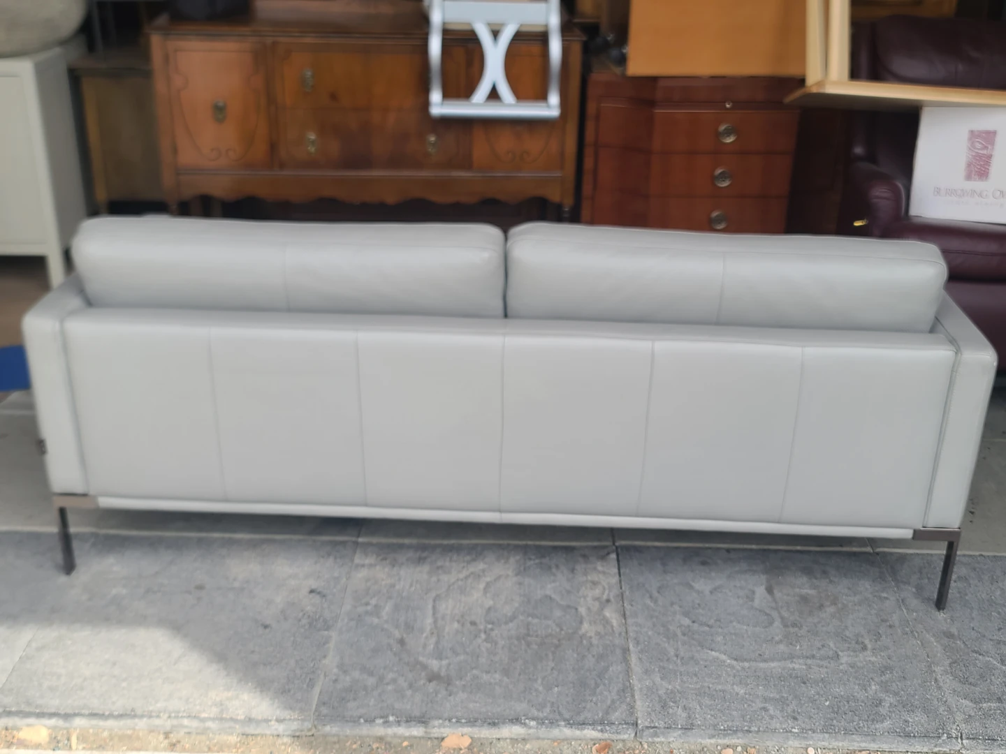 Natuuzzi Grey Leather Sofa - photo 5