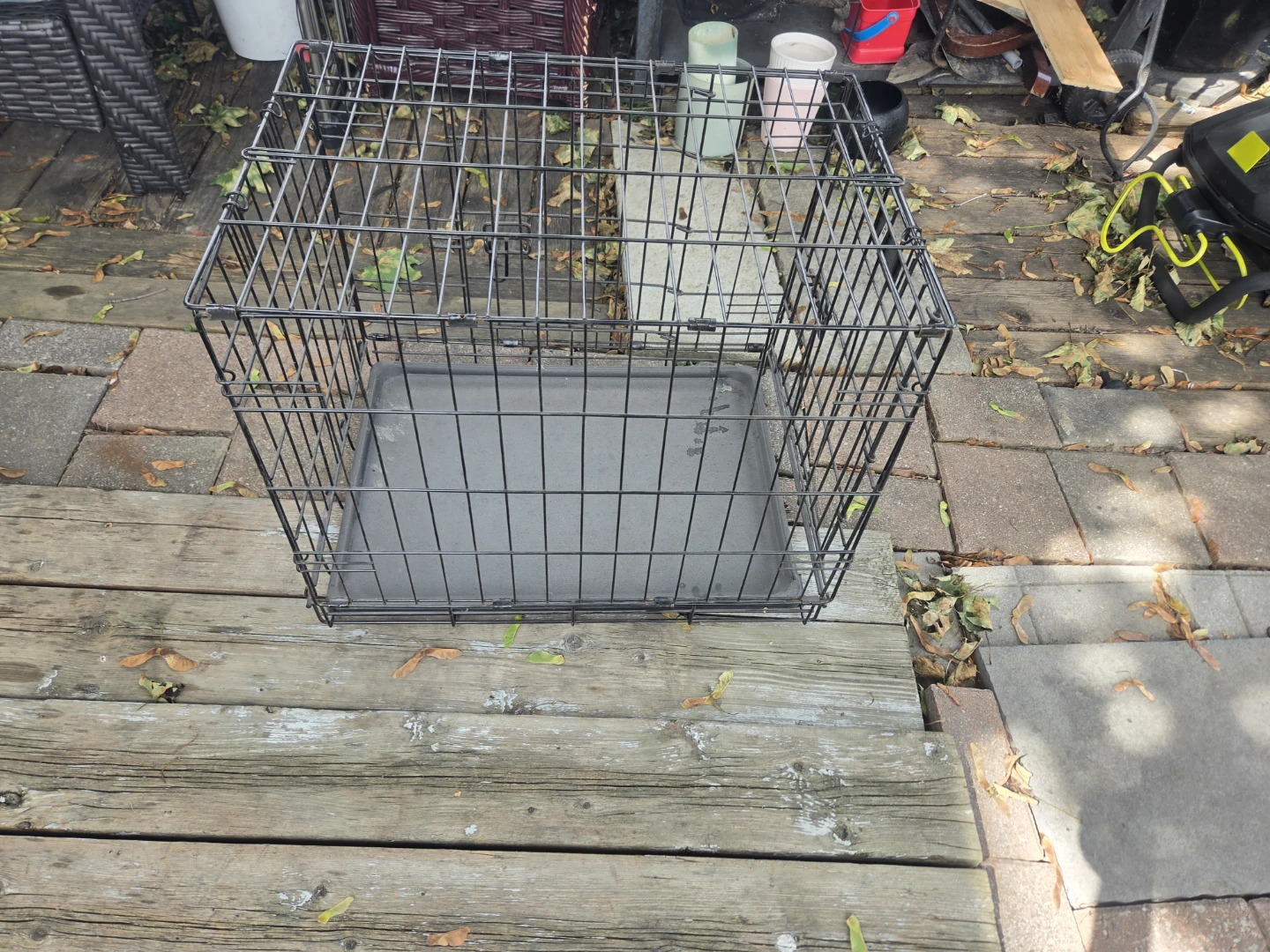 Wire Dog Crate with Tray - photo 2