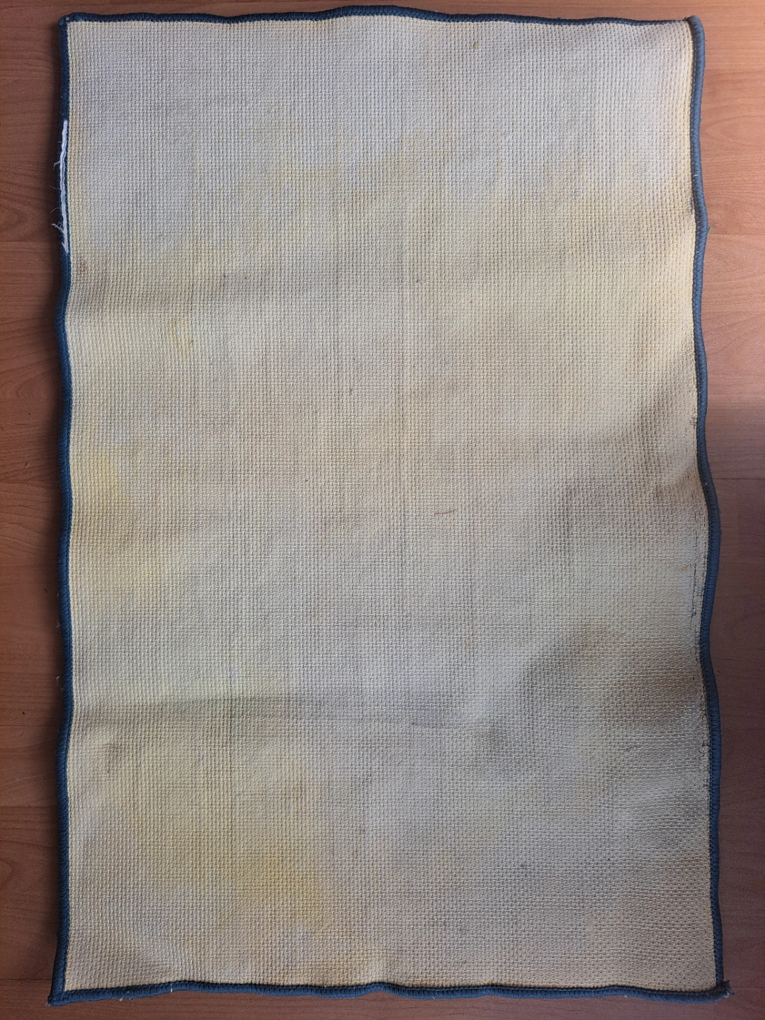 Small Decorative Rug - photo 2