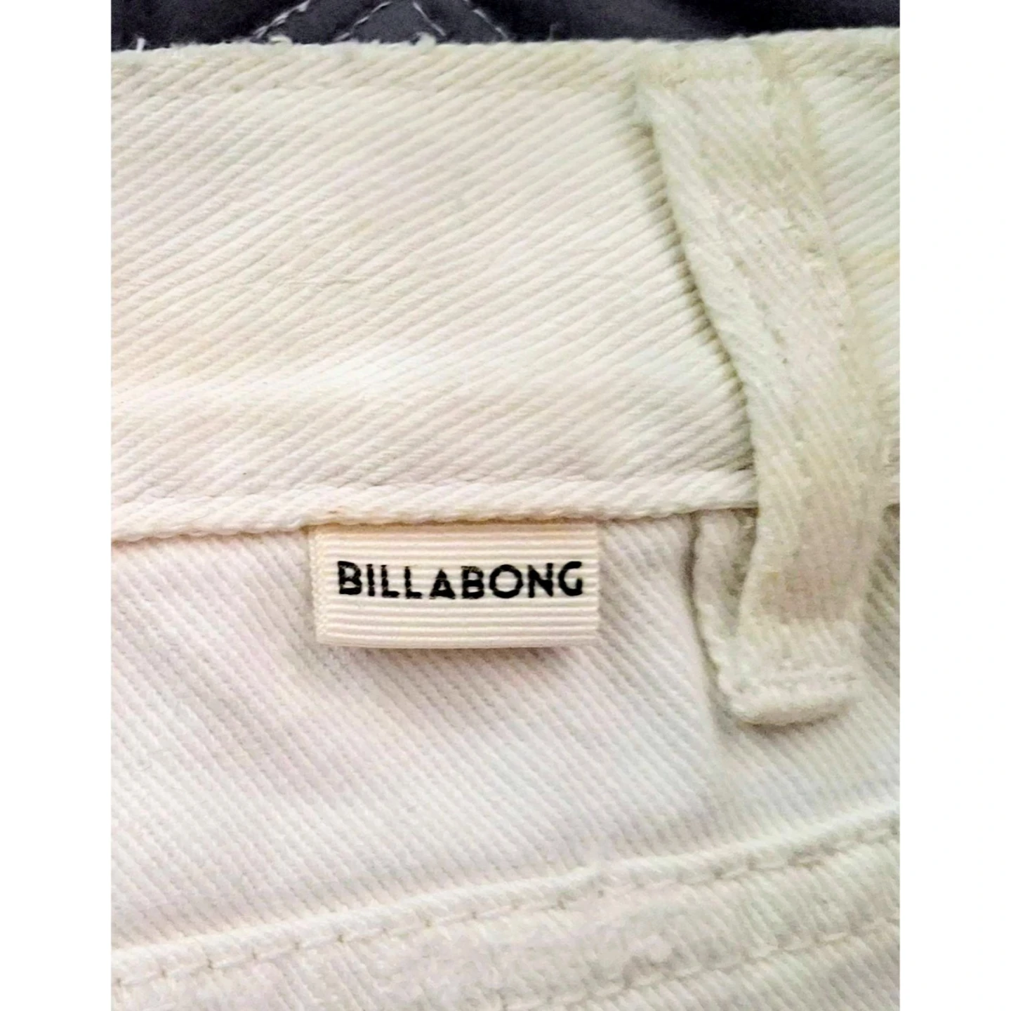 Billabong White Distressed Denim Cut-Off Shorts (Size 27 / US 4) - photo 4