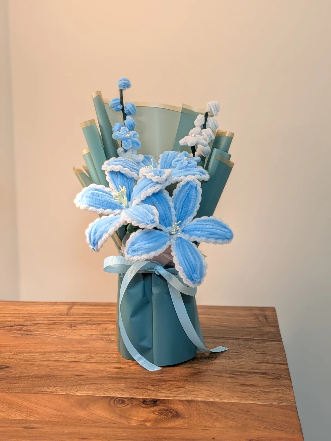 Handmade pipe cleaner Flower Bouquet - photo 2
