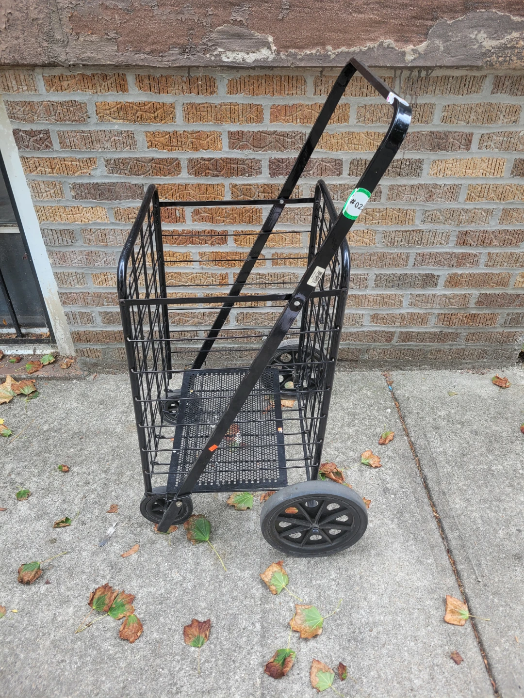 Big Black Folding Shopping Cart w/9,5" wheels - photo 2