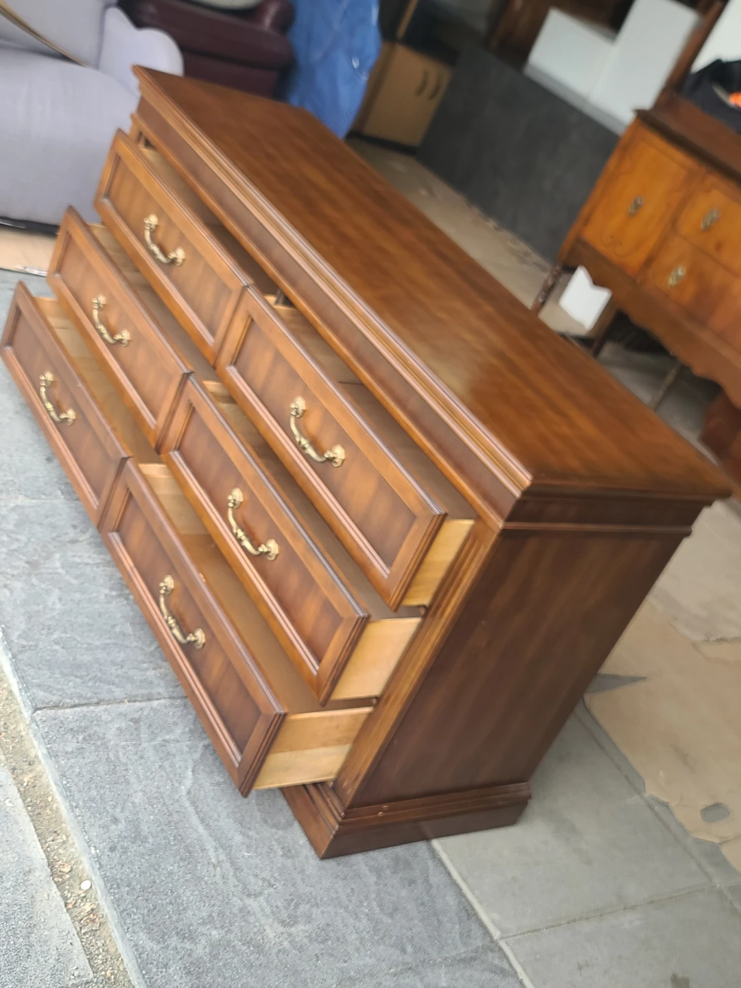 Electrohome by Deilcraft 6- Drawer Dresser - photo 3