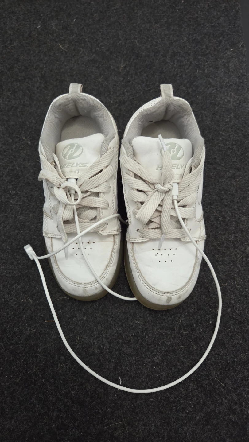 Heelys Premium Lights Roller Shoes
