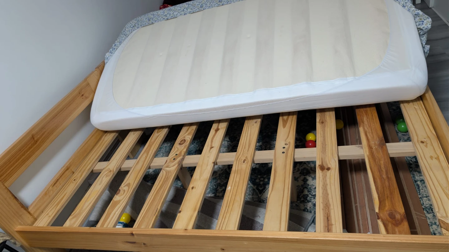 Wooden Twin bed frames - photo 3