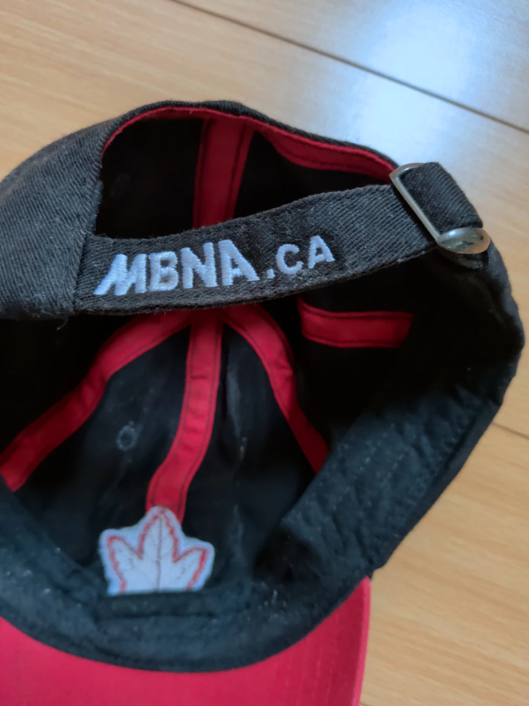 Fersten Worldwide MBNA.ca Maple Leaf Baseball Cap - photo 3