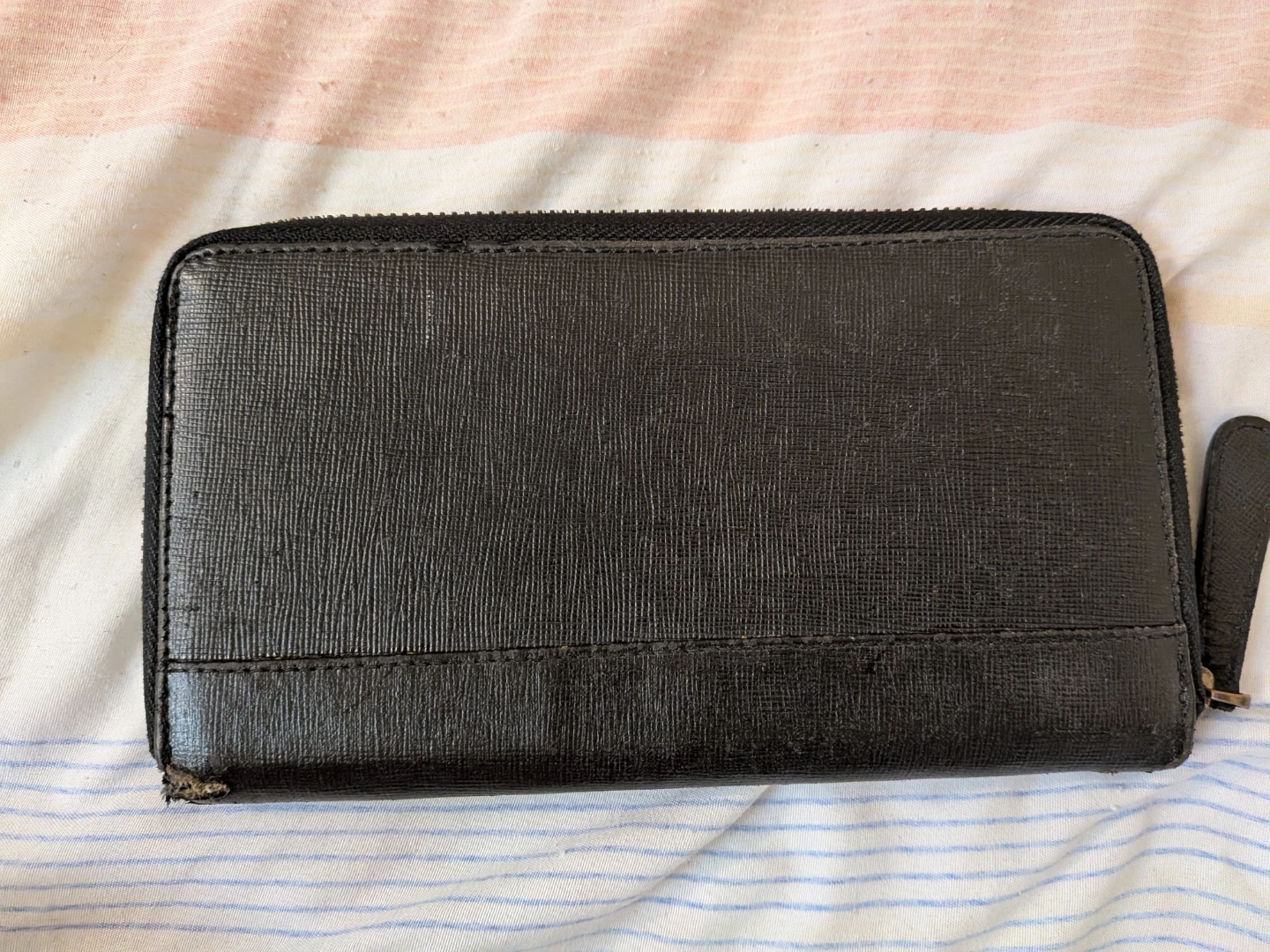 Kenneth Cole Black Zip Around Wallet - photo 2