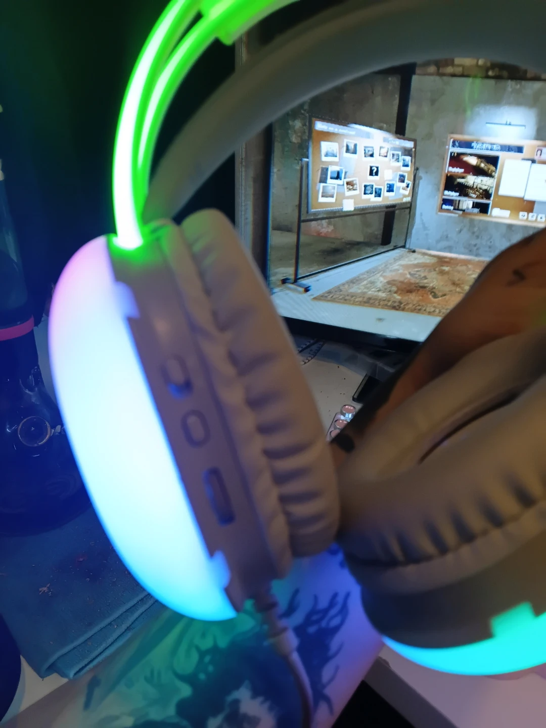 LED Cat Ear Headphones - photo 3