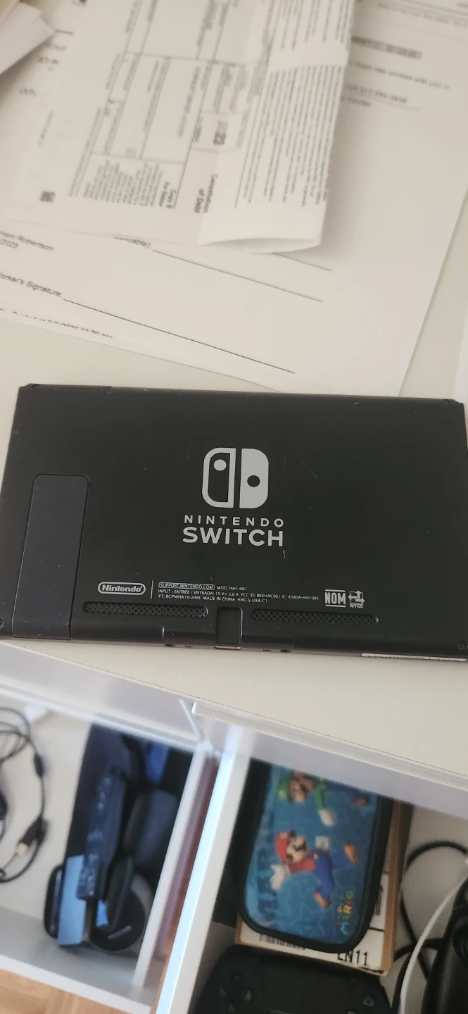 Nintendo Switch - photo 4
