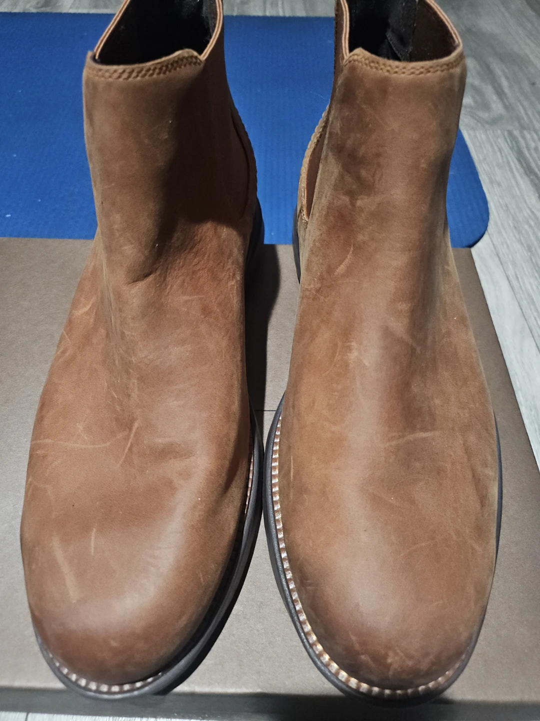 Brown Leather Chelsea Boots - photo 2