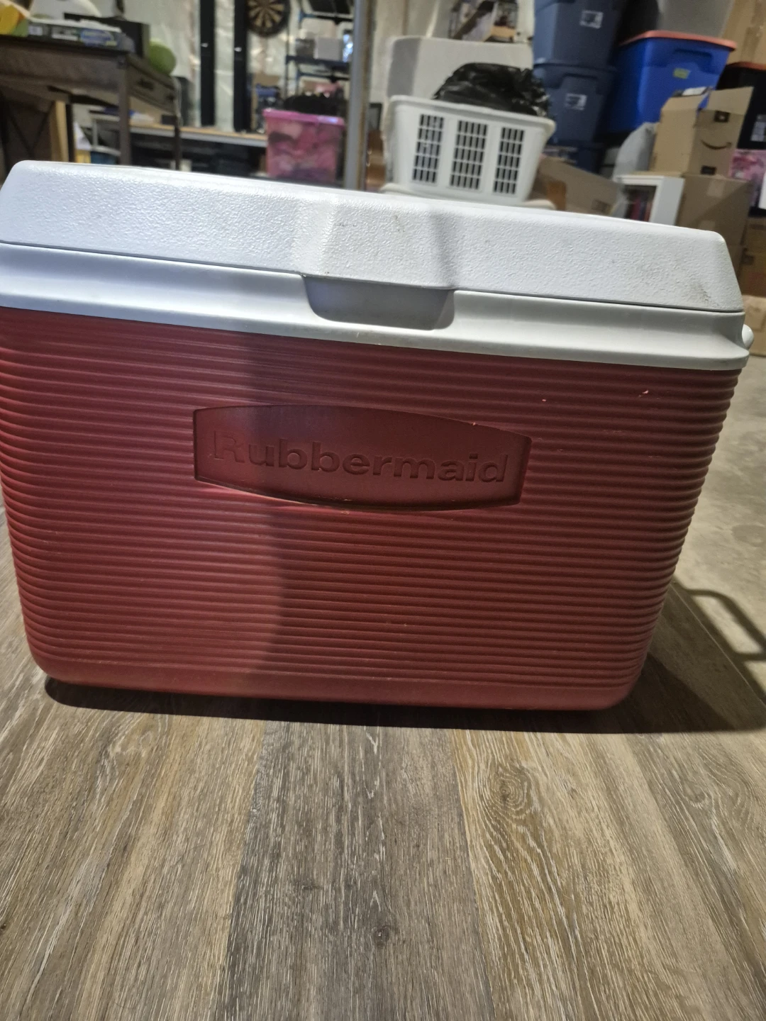 Rubbermaid Cooler