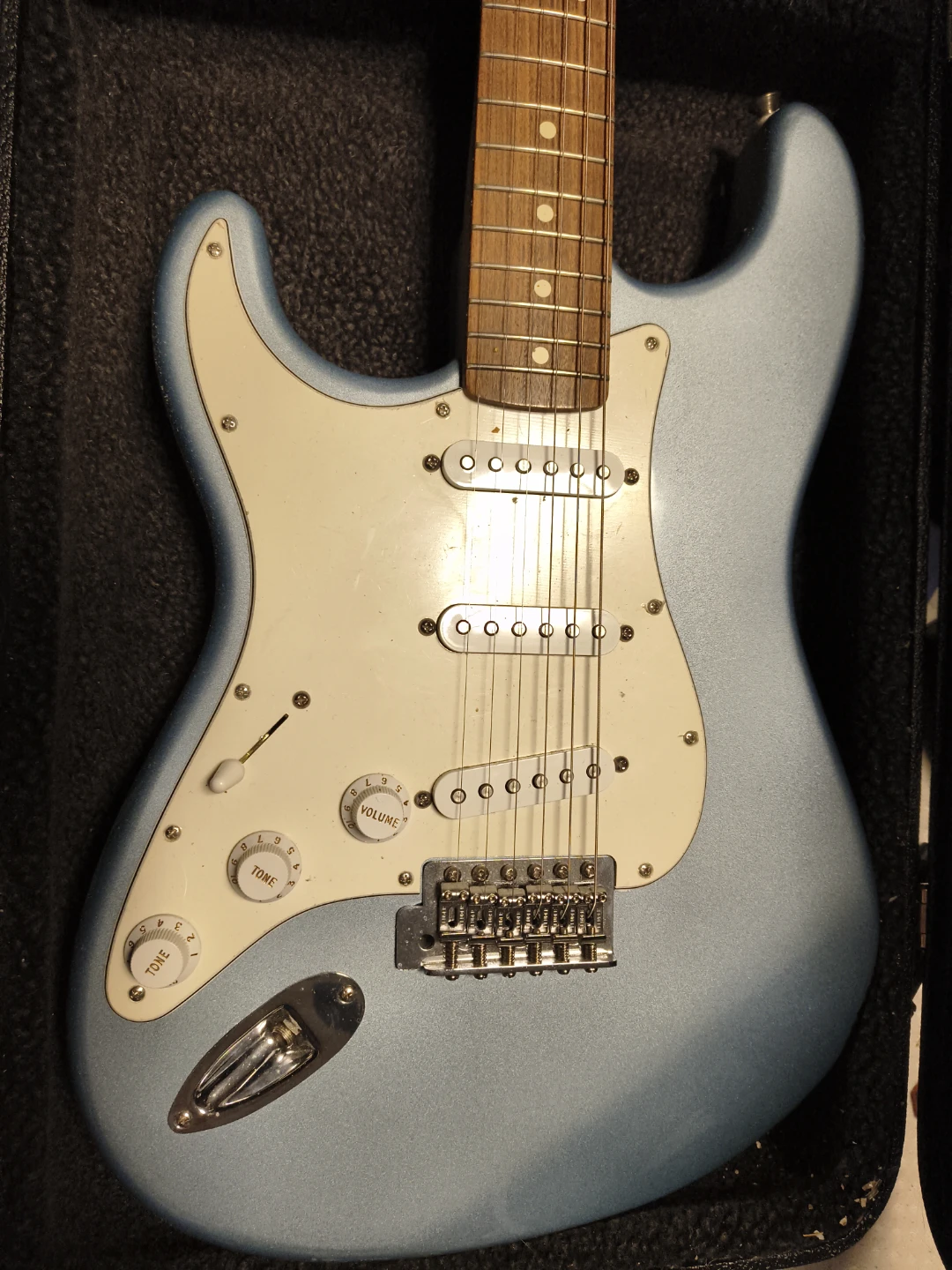 MX Fender Stratocaster Electric Guitar LEFT HANDED - photo 2