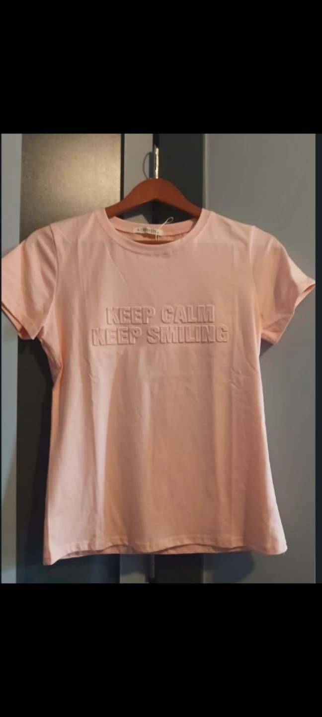 Peach "Keep Calm Keep Smiling" T-Shirt