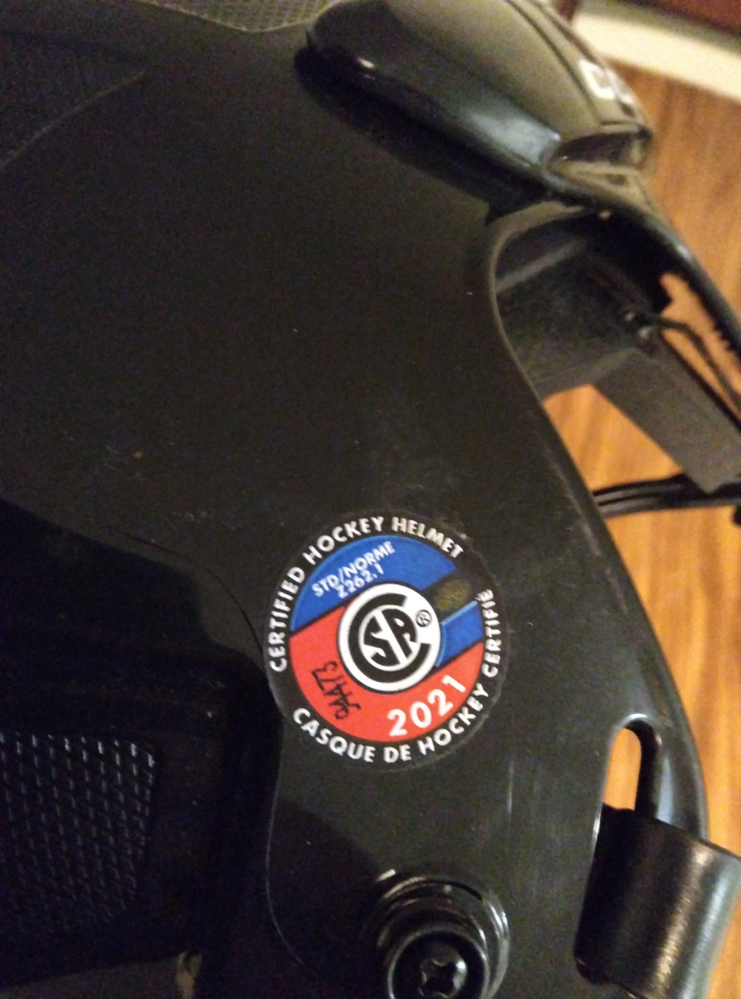 Two CCM Ice Hockey Helmets with Cages (2) - photo 4