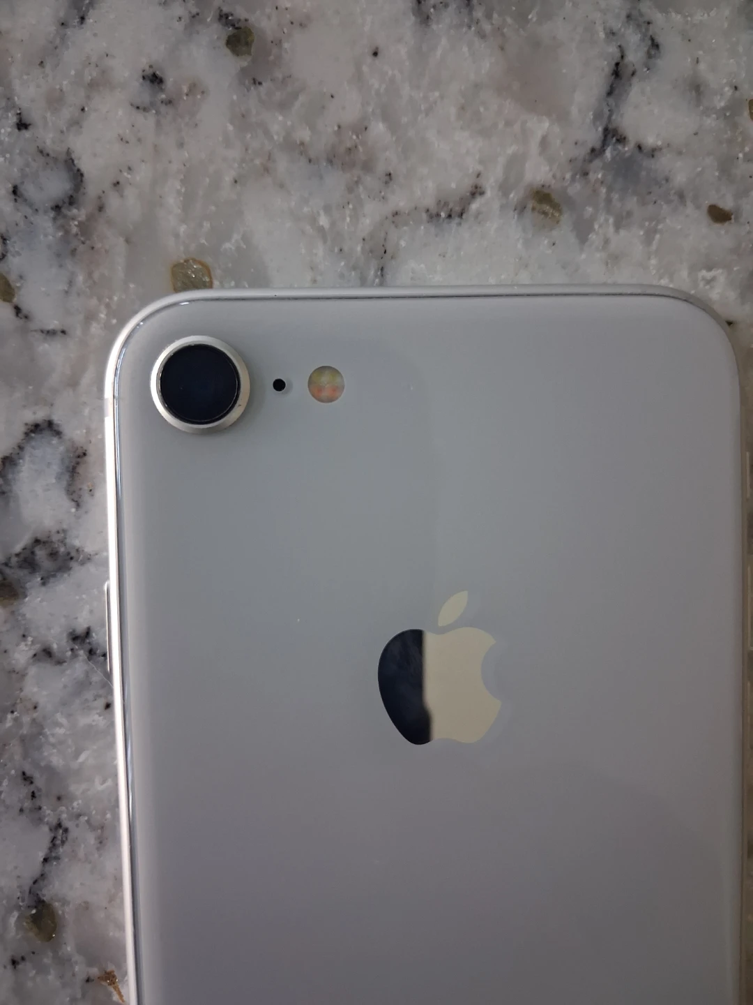 Apple iPhone 8 Silver - photo 4