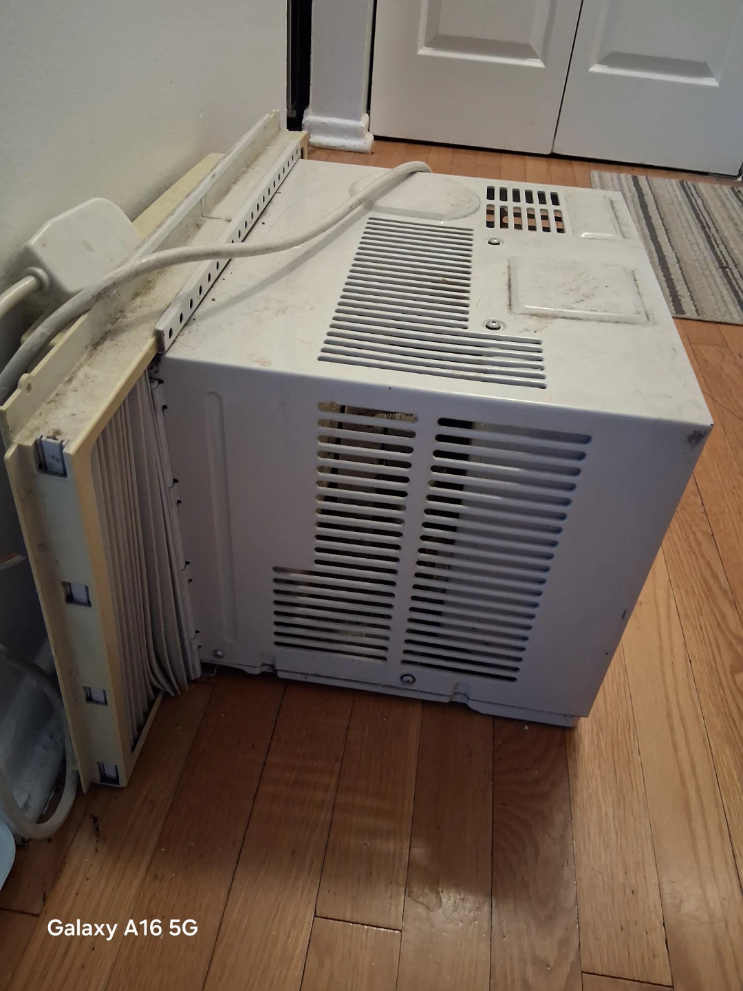 GE Window Air Conditioner - photo 2
