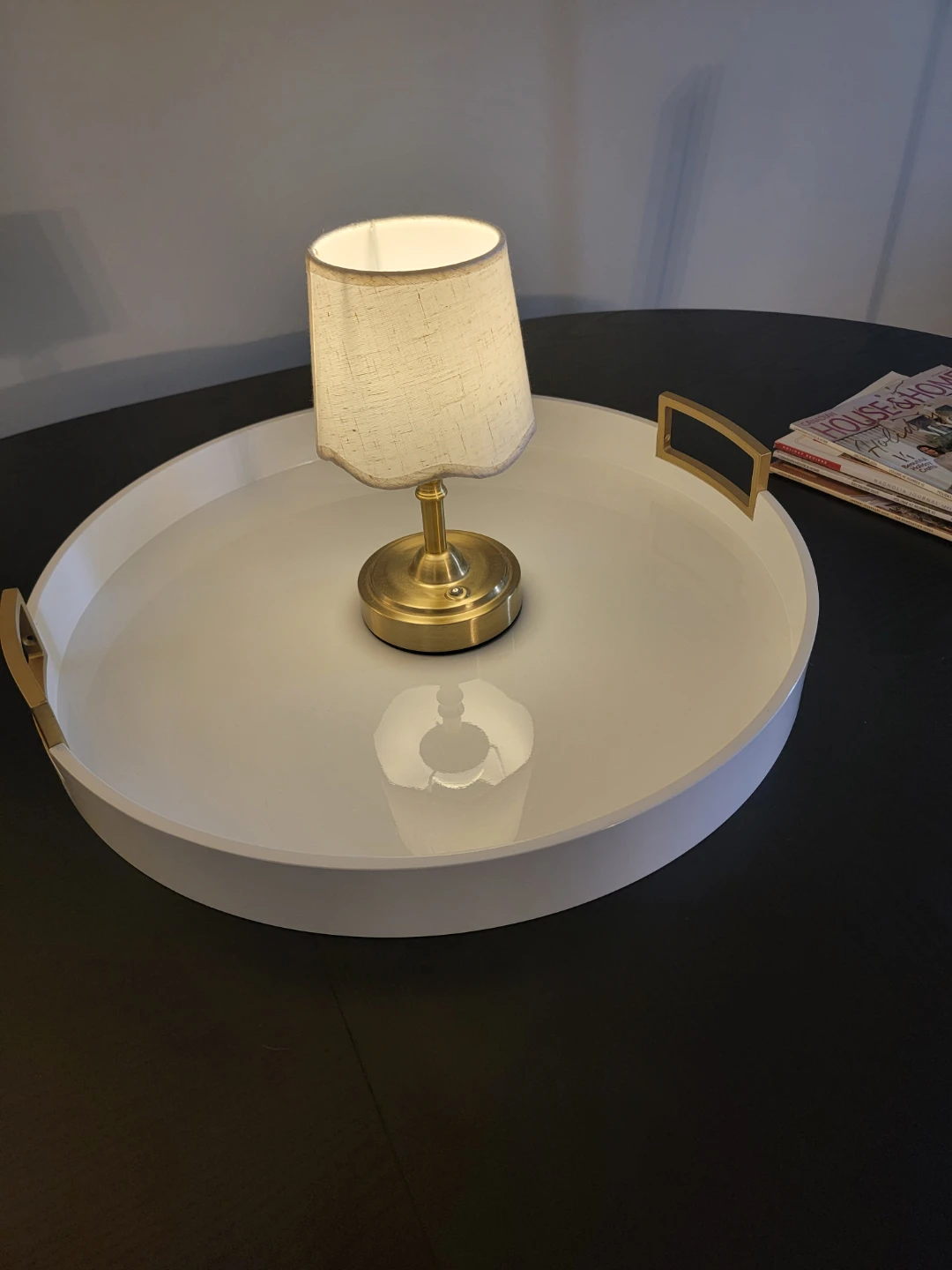 Desk top touch lamp