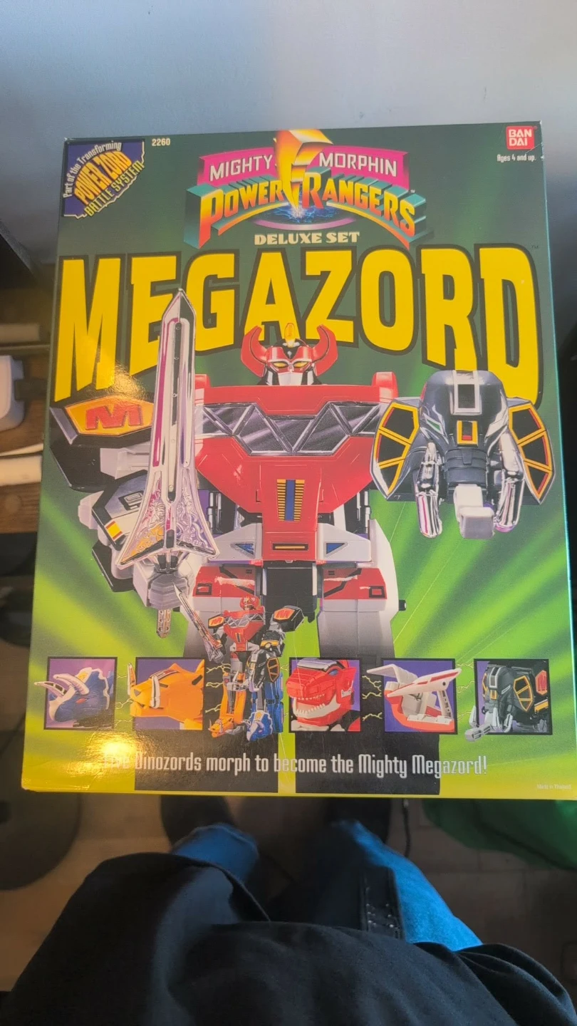 Mighty Morphin Power Rangers Deluxe Megazord sealed 1993
