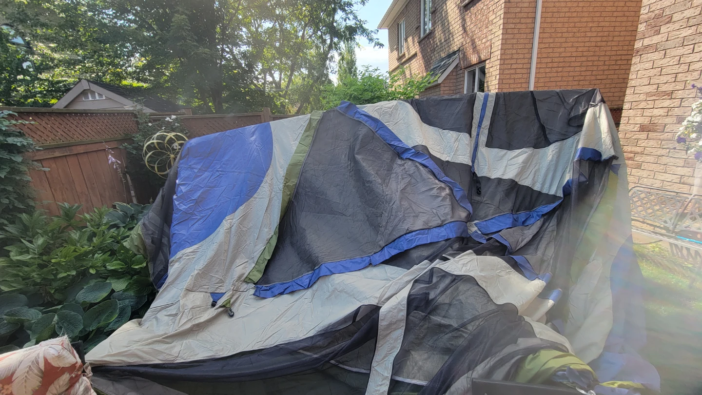 Family Dome Tent -2 Room like new