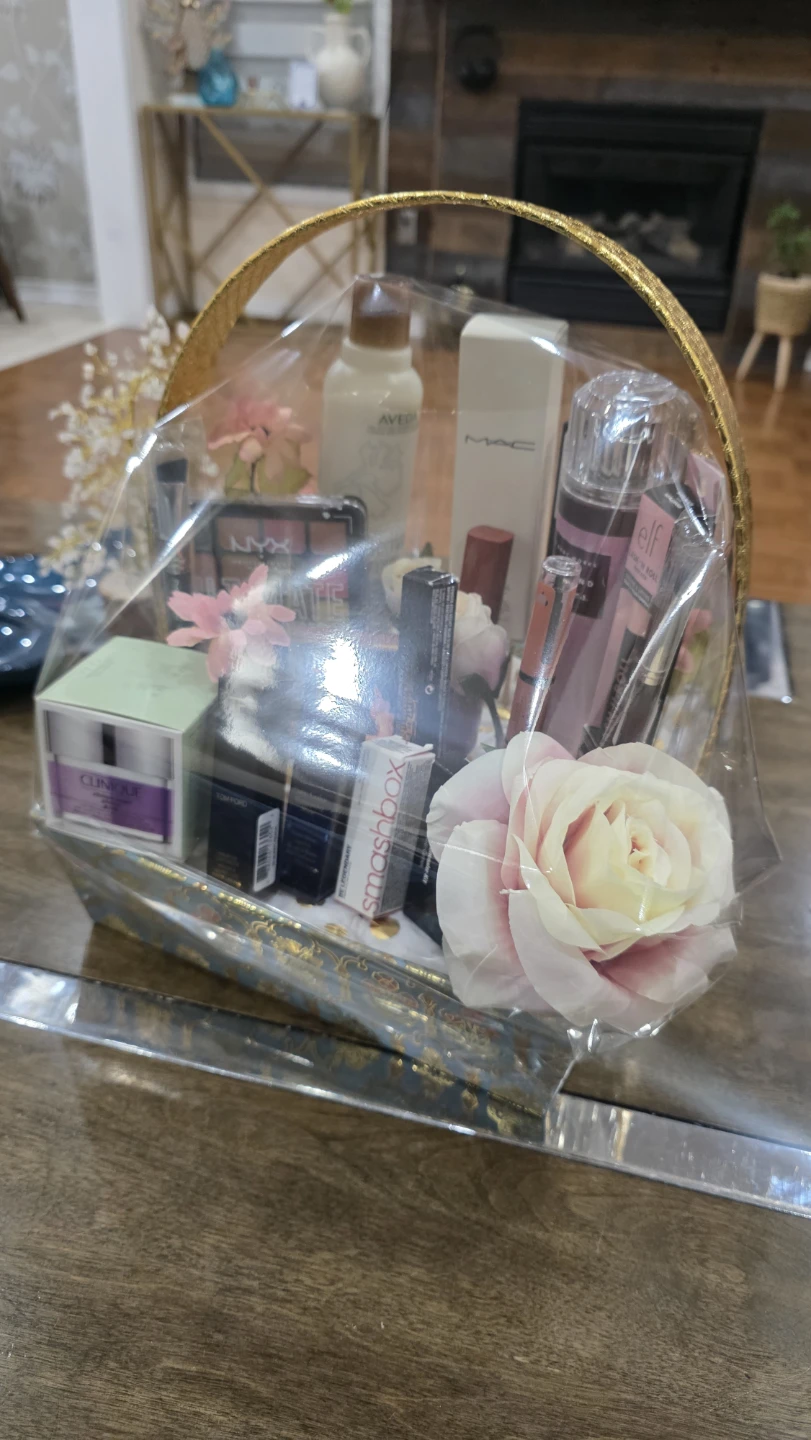 Assorted Makeup Gift Basket - photo 5