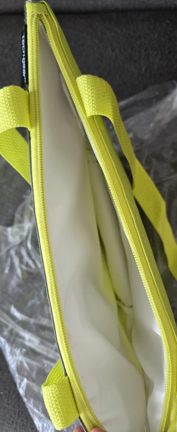 Techgear Insulated Lunch Bag - photo 3