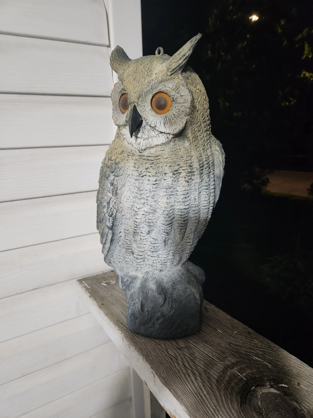 17" Plastic garden owl decoy