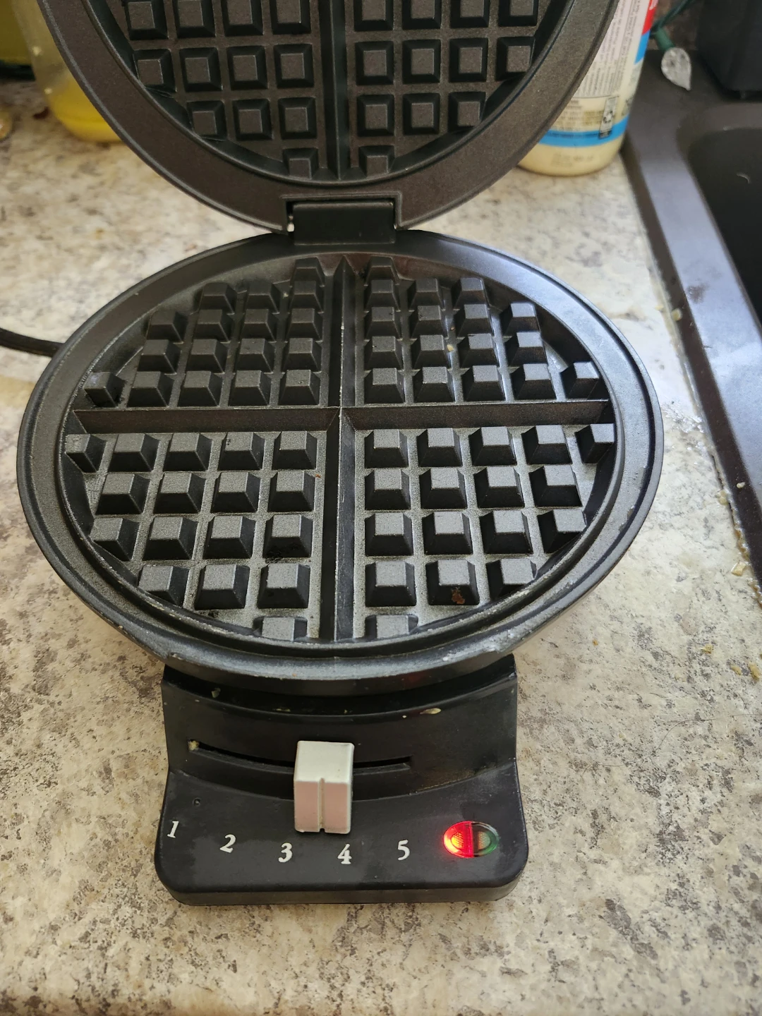 Cuisinart Waffle Maker - photo 3
