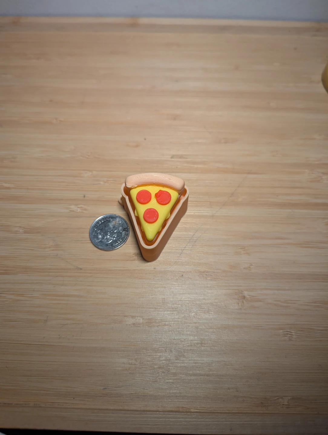3d pritned pepperoni pizza fidget clicker - photo 3