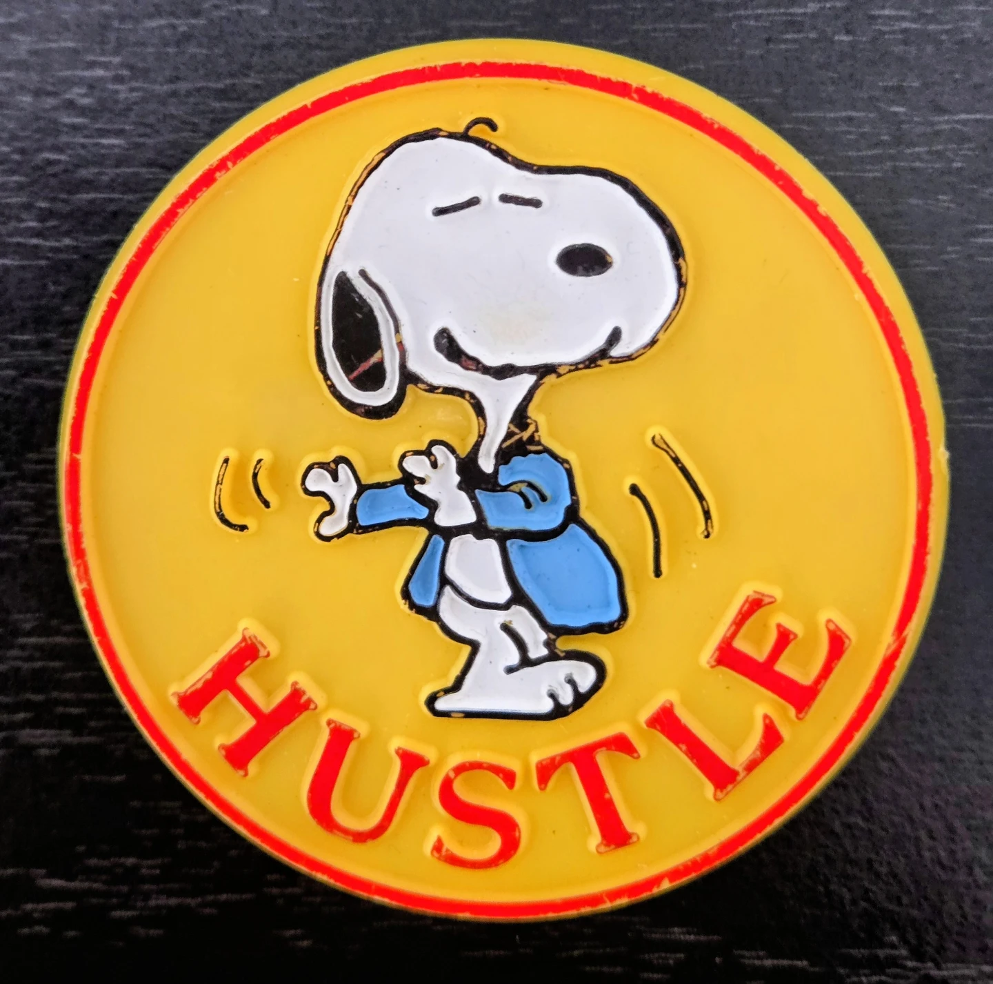 1952-65 Vintage 18 pc. Snoopy/Peanuts Buttons - photo 3