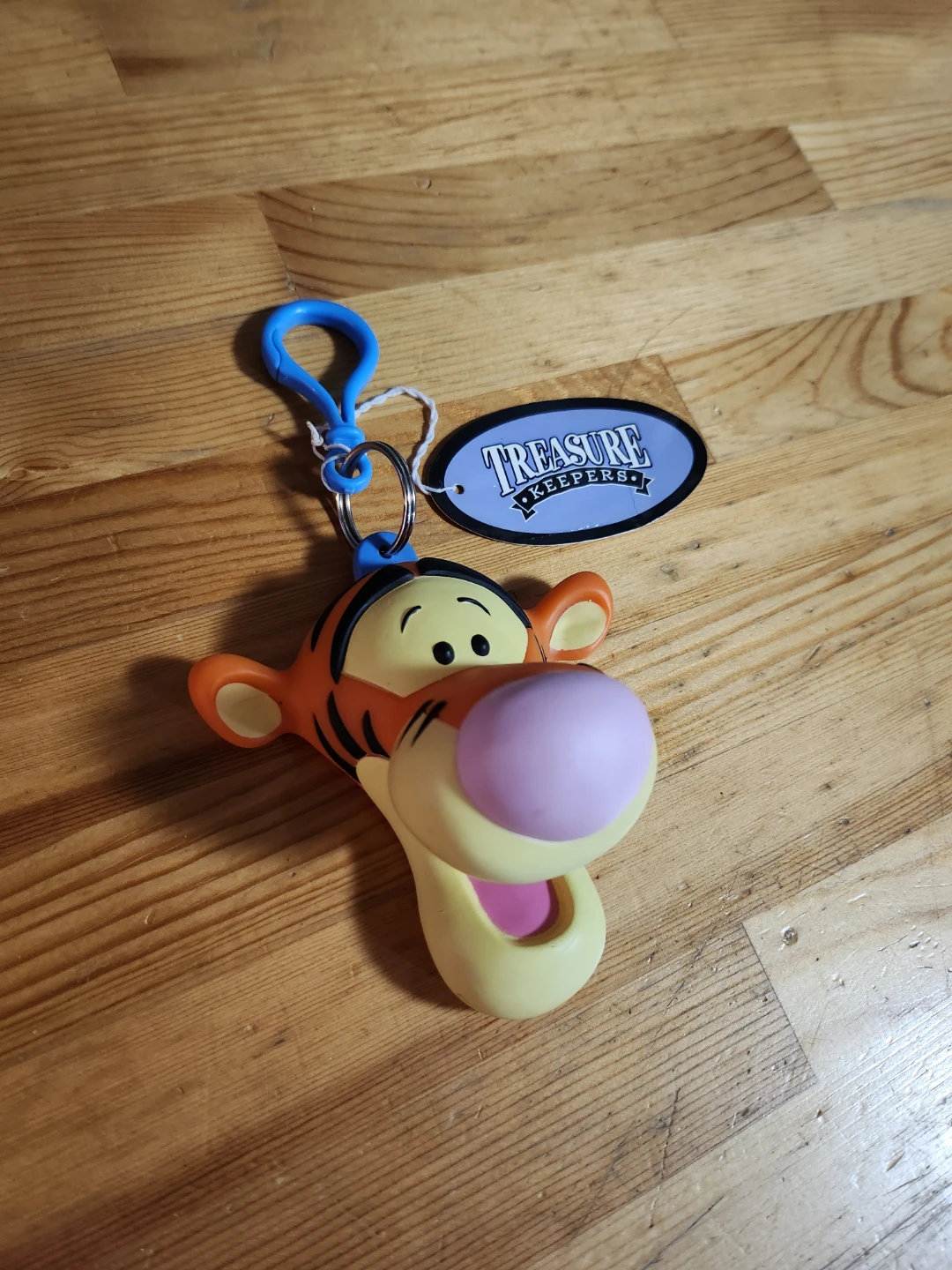 Disney Applause Tigger Treasure Keeper Keychain