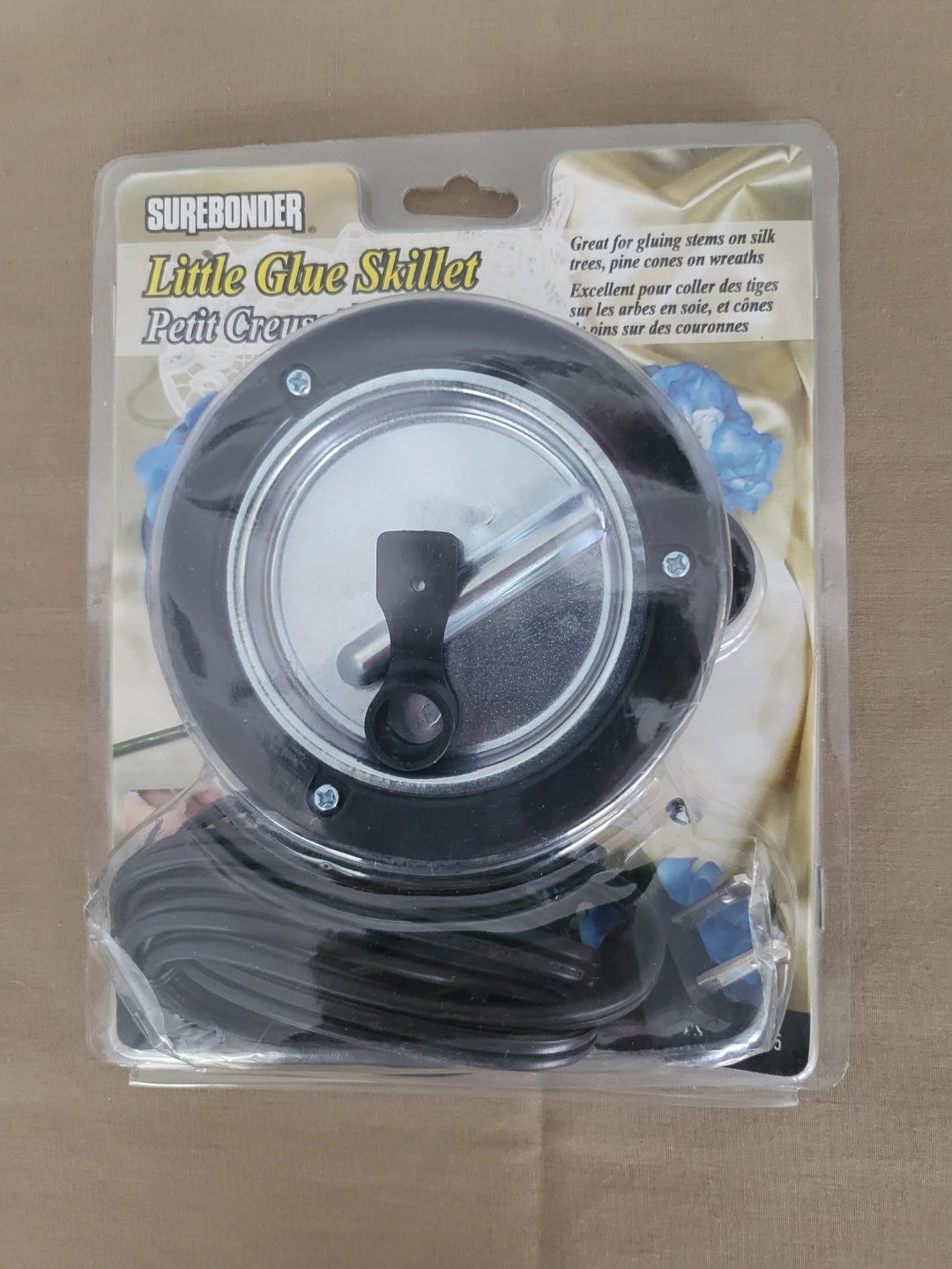 BNIB Surebonder Little Glue Skillet
