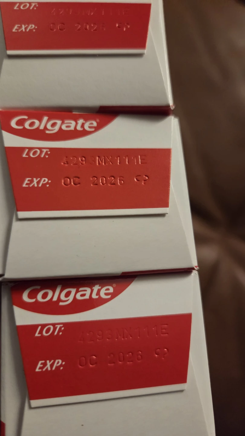 Colgate Total Active Prevention Gum Care Toothpaste - 3 x 70 mL - photo 3