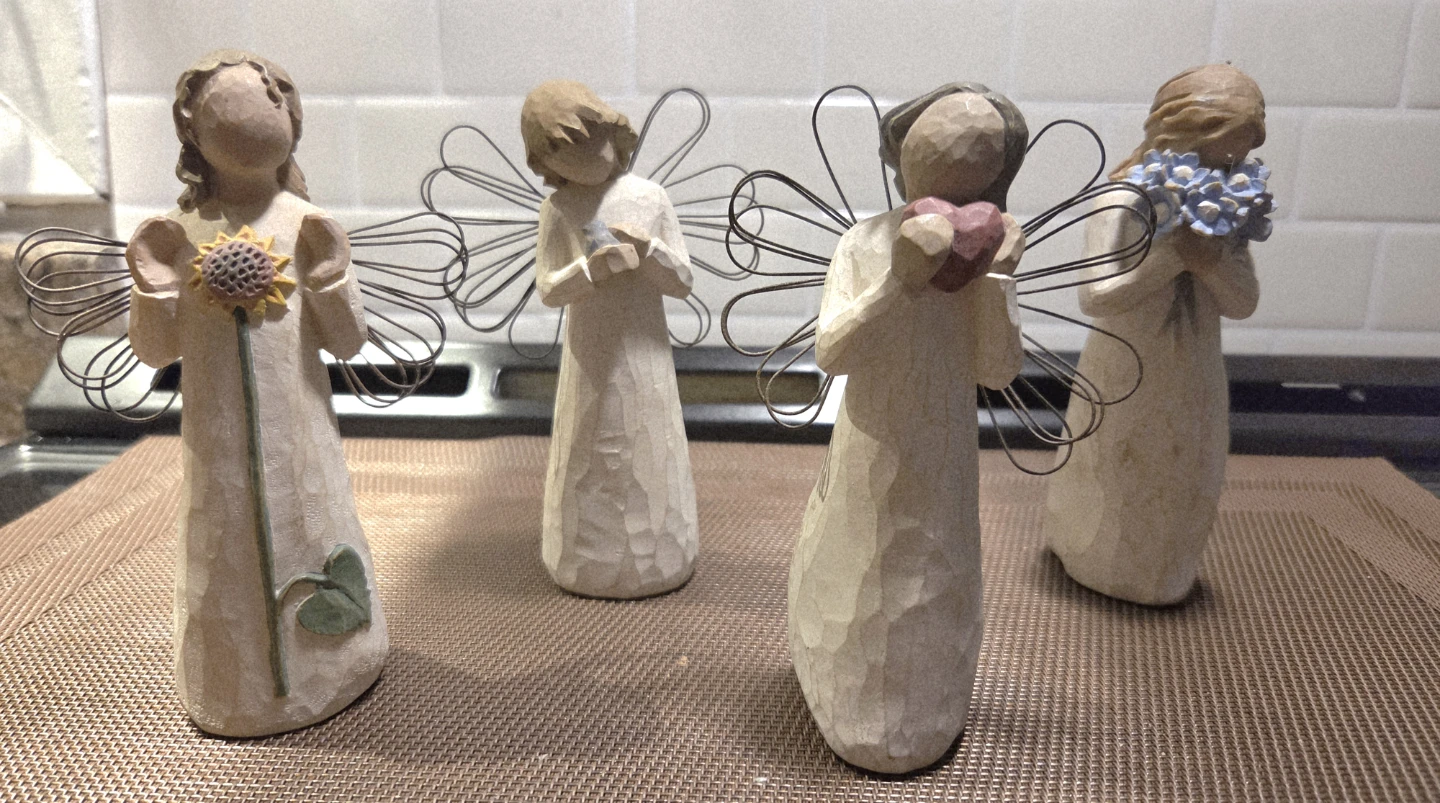 Willow Tree Angel Figurines Set of 4