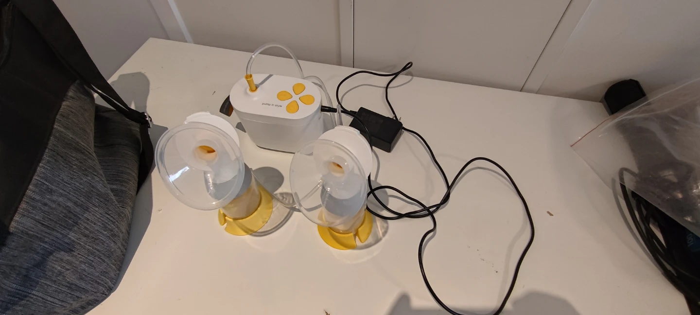 Medela Pump In Style Double Electric Breast Pump - photo 4