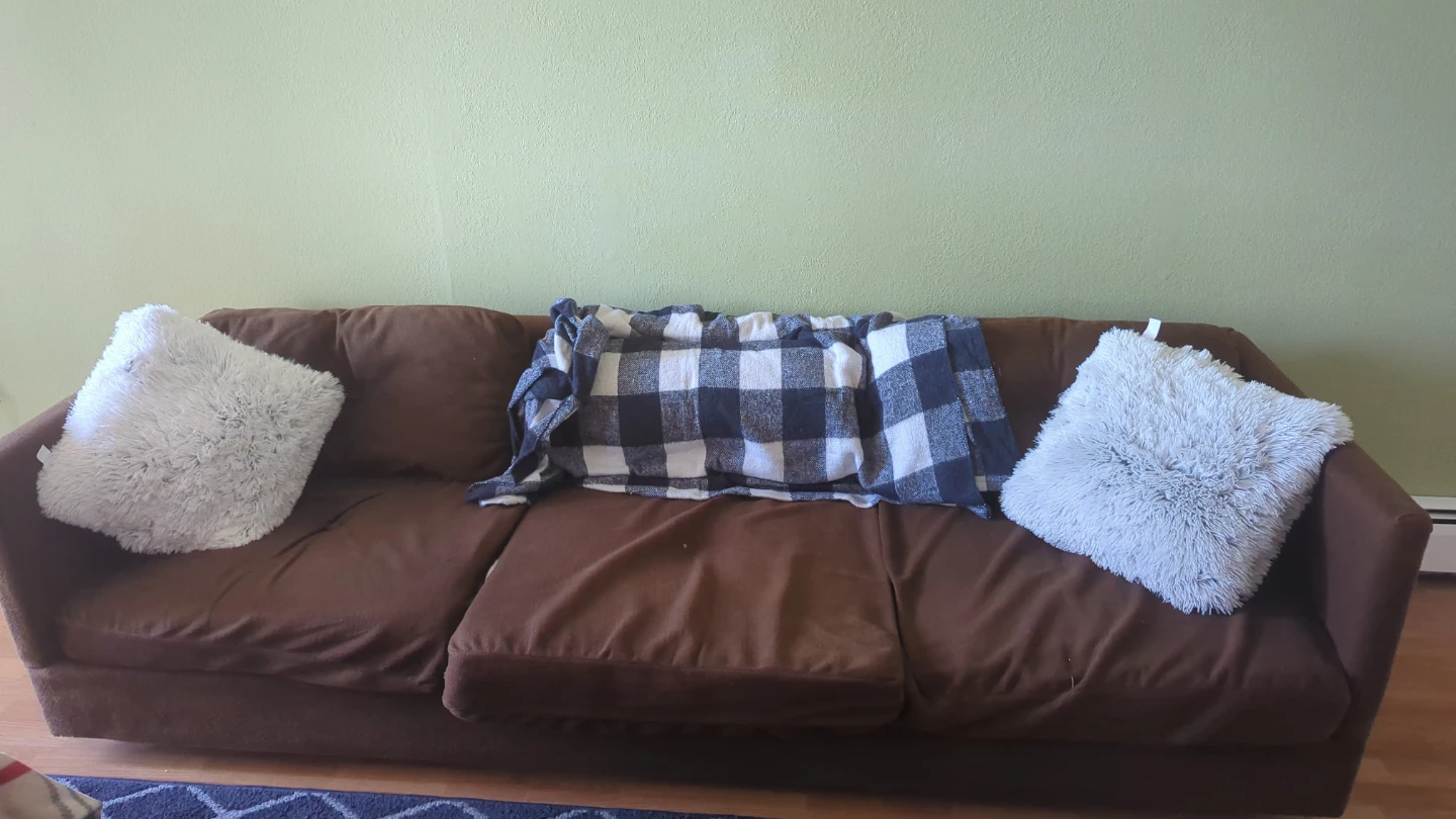 Brown 3-Seater Sofa with Decorative Pillows