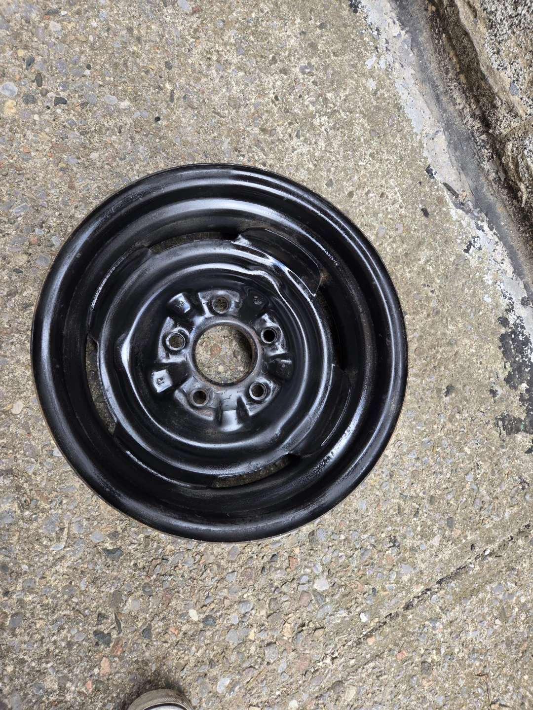 Kelsey-Hayes Canada Steel Rim - photo 3